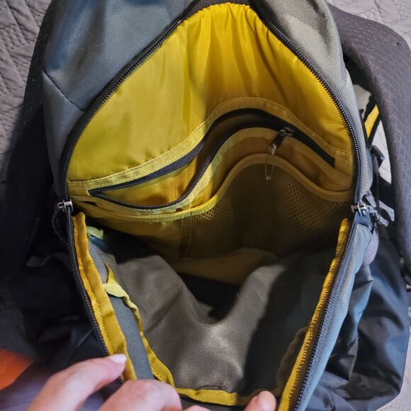 Patagonia Paxat Backpack 32L - Grey/Gold - Picture 10 of 12